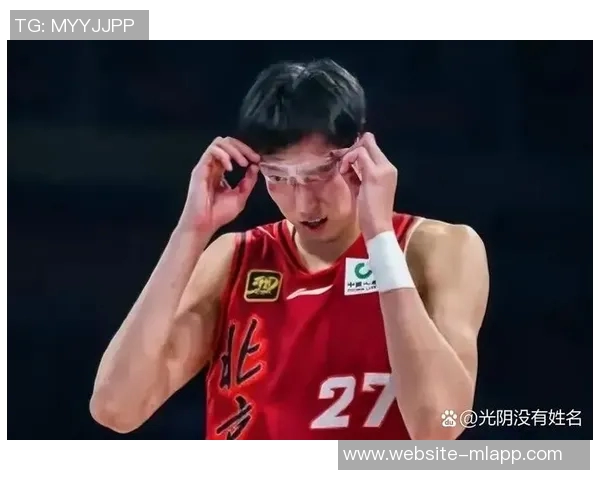 媒体人点评周琦表现无碍认为王博战术调整不足影响球队发挥